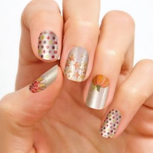 Colorstreet Happy-Go-Plucky